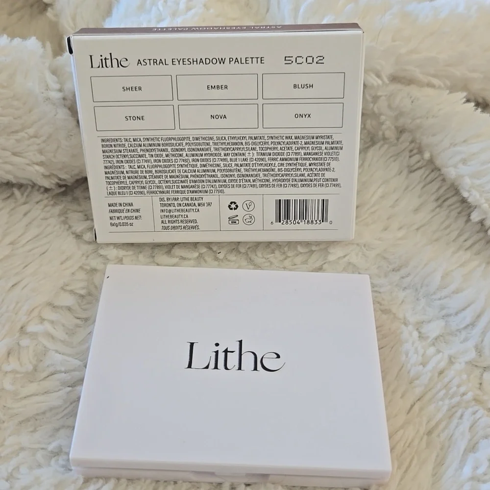 Lithe Radiant Eyeshadow Palette - Pink, Gold, White, Black, Brown